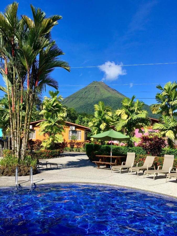 Hotel Villas Vilma pool with Arenal Volcano in the background