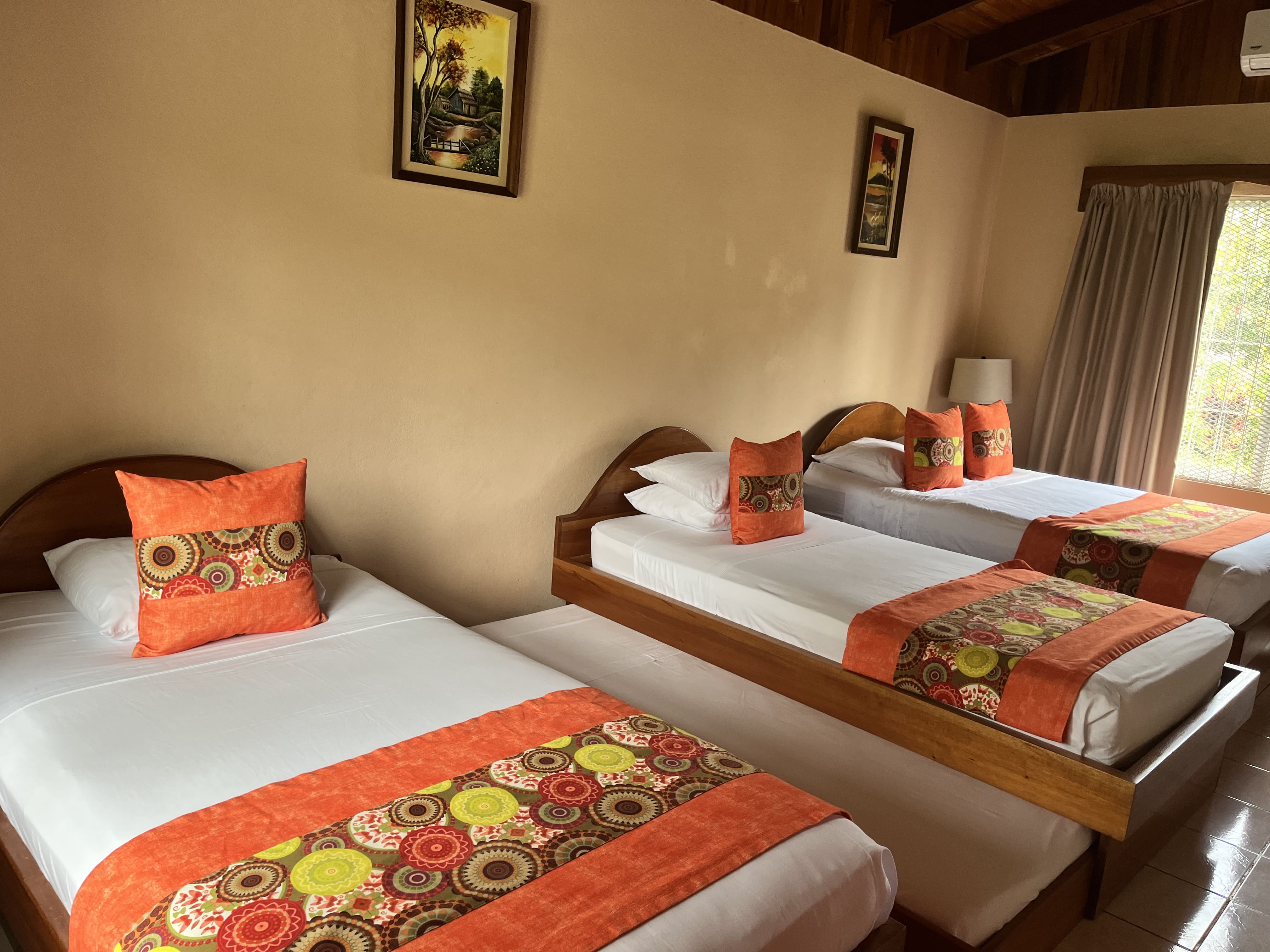 Quadruple Room at Hotel Villas Vilma